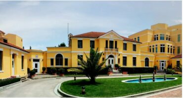 Ambasada Amerikane Ne Tirane1