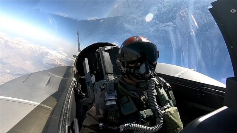 Thumbs B C Dbdbd11f7dda3d1eb2d14f249829f3fb