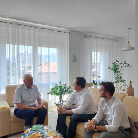 454715217 1046432850183775 7421732485716311681 N