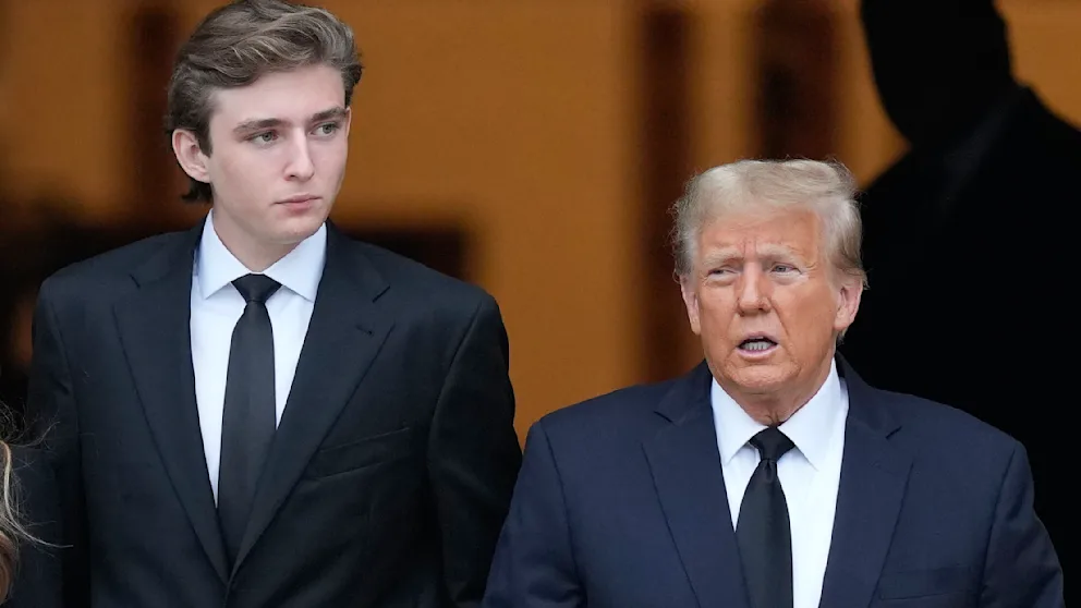 ABD Başkanı Trump ve oğlu Barron Trump