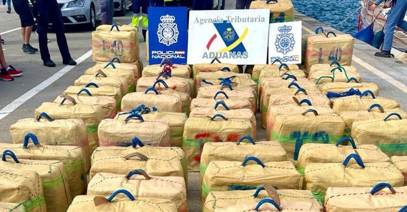 Spain seizes record amount of drugs, 13 tons of cocaine in banana ...