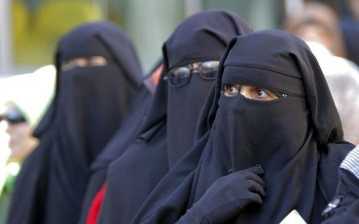 11c6a66b Dbcb 381c B901 6999e8bf35cf 850