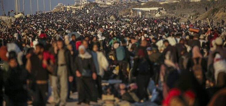 806x378 Palestinian Girl Killed In Israeli Strike On Northern Gaza Returnees 1738015658962