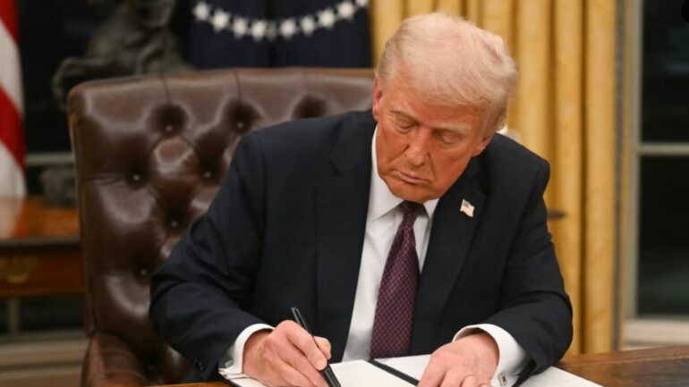 Donald Trump2 770x433