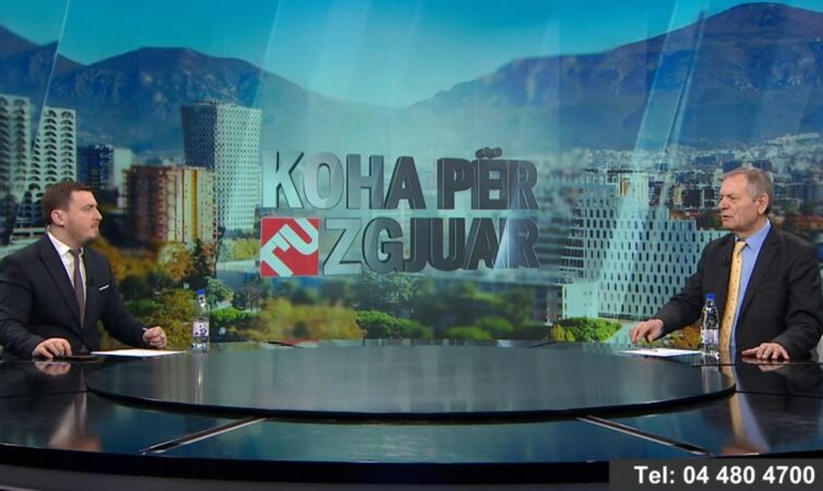 Kujtim Hoxha Pensionet