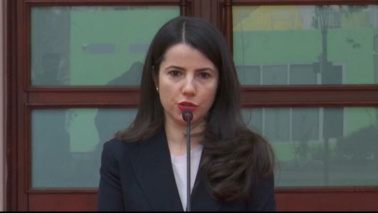 1740657983 Adeapirdeni