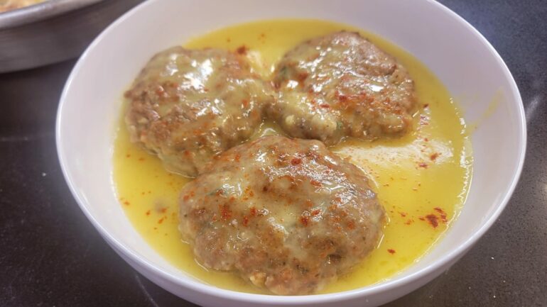 275f66c3 5d59 4035 8ce4 60042aed73db