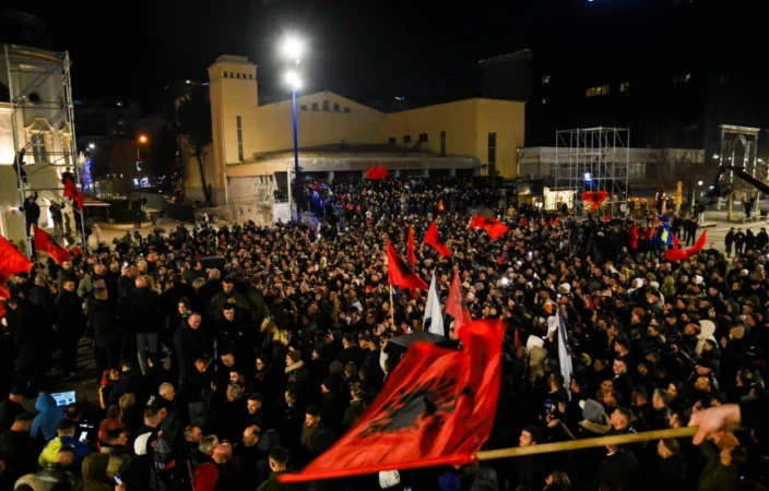 Ea565f9c 9ecd 4f96 8402 E699563c2416