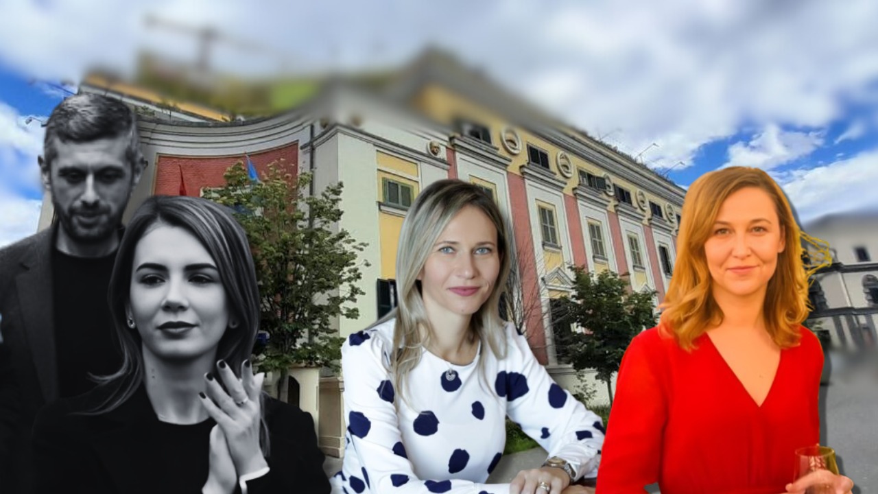 Eri bilan bitta BDSMda beshta Eri bilan bitta BDSMda beshta