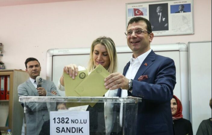 Ekrem Imamoglu 768x491