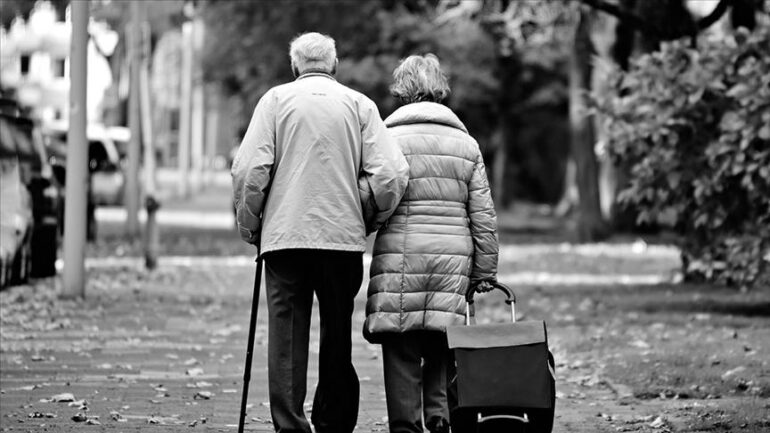 Thumbs B C 3f77e1b49f5741913a2c5cee209364a0