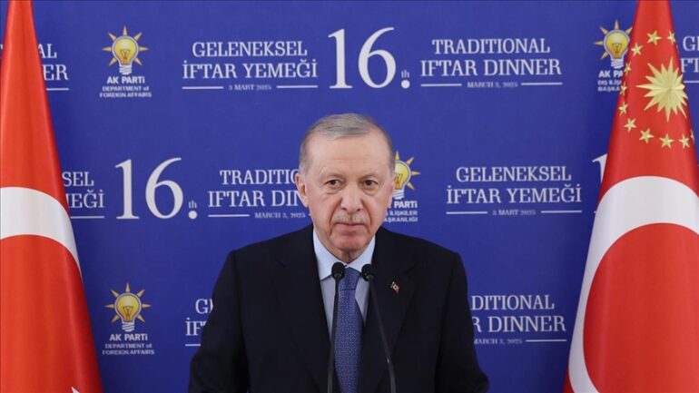 Thumbs B C B91011dbc363fa7019a7817949c14d61