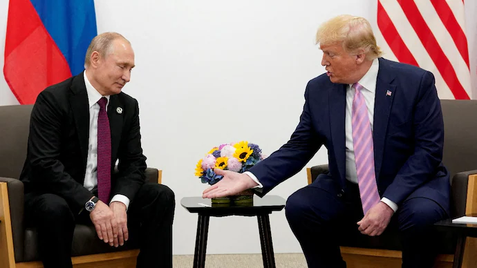 Vladimir Putin L And Donald Trump R 1001405 16x9 0