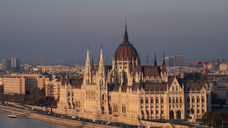 67fd5a5085f54038734d02c1