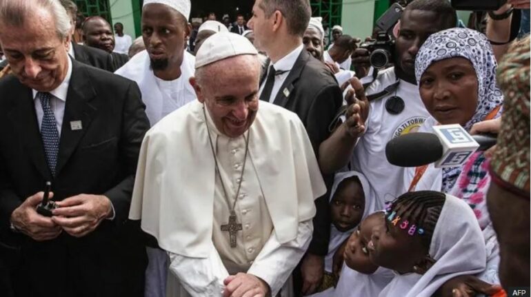 Papa Francesku1