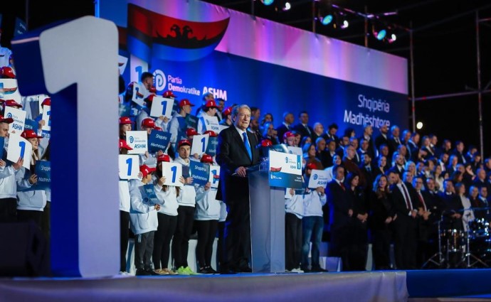 Sali Berisha Hapja E Fushates Se Pd