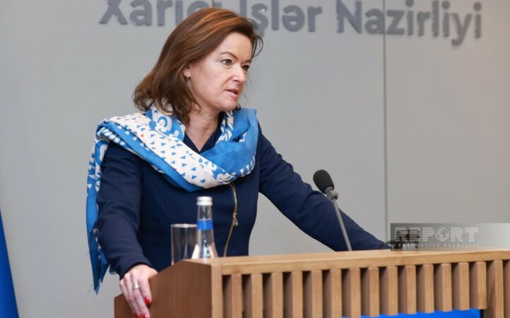 B788979f 053f 35ed 8c5c 31092003b359 850