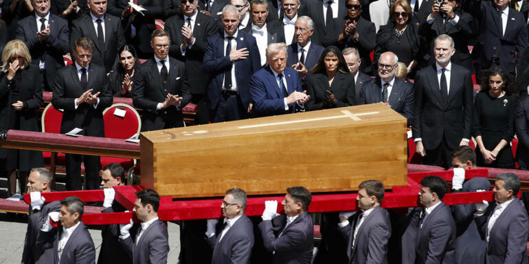 Papa Francesku Varrimi