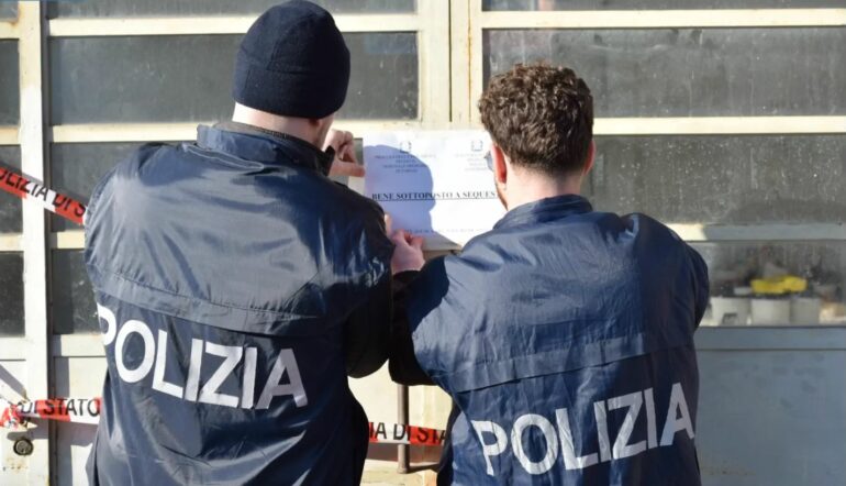Policia Italiane