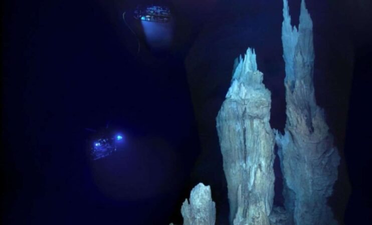 Scientists Discovered Lost City Under The Oceanand Its Unlike Anything Weve Ever Seen 1536x931