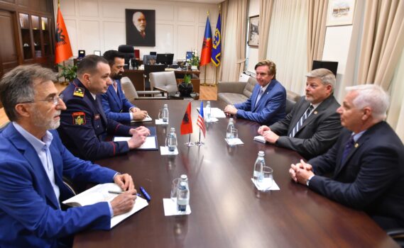 22974f1b 2103 4704 9c6f 6e43a7d0fd42