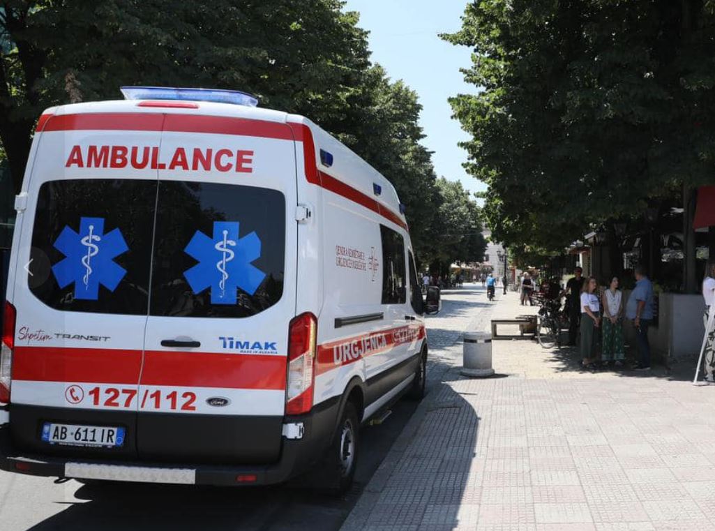 Gjendet i pajetë 71-vjeçari në Korçë, dyshohet se..