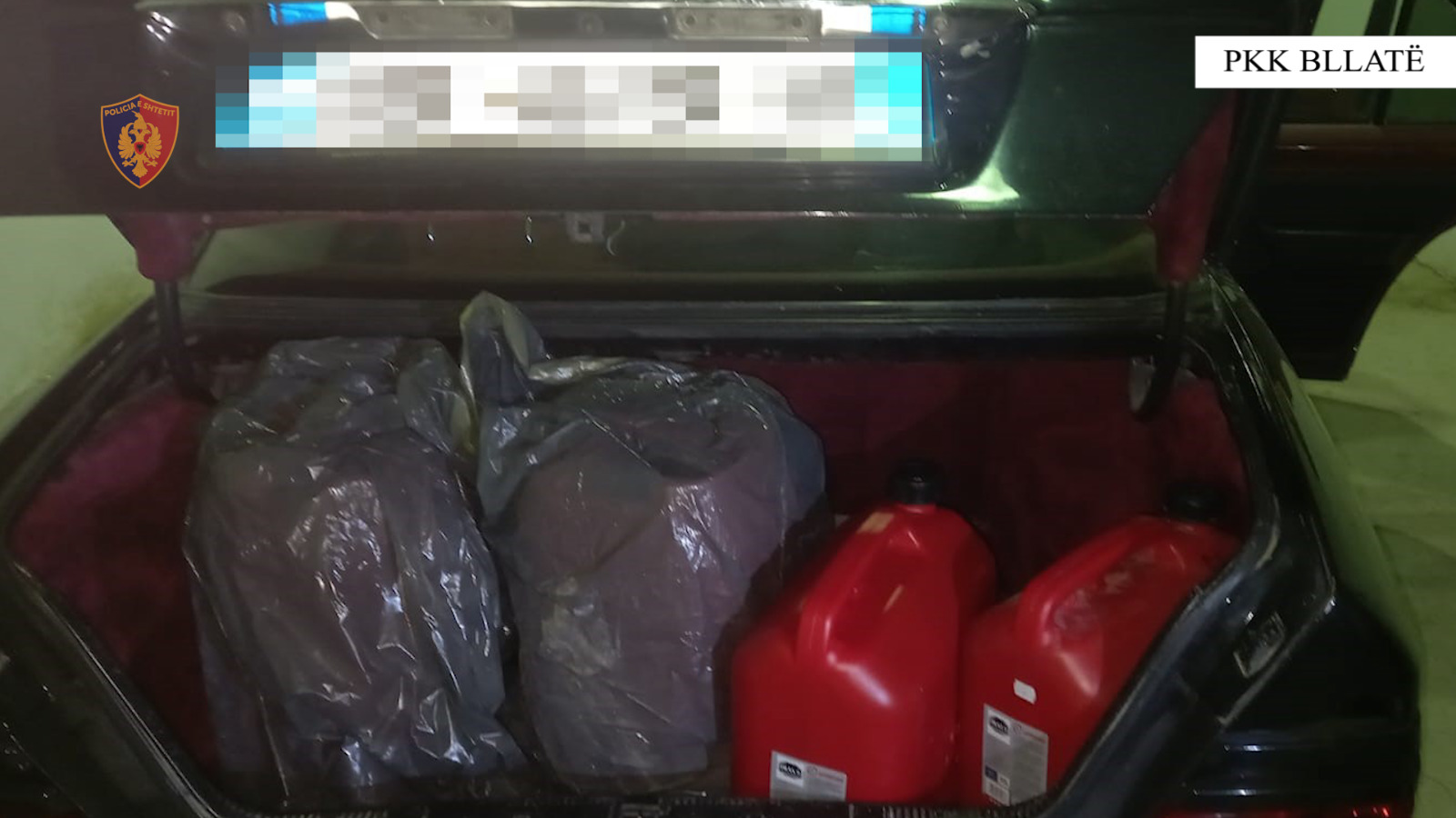 Tentoi të kontrabandonte nga Maqedonia e Veriut 412 litra karburant, arrestohet 54-vjeçari në Dibër