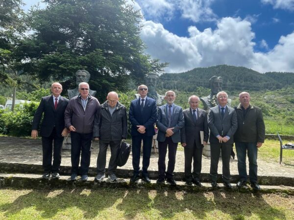 9656da9e 4aed 4ab3 9ac9 4c479a2d5ee4