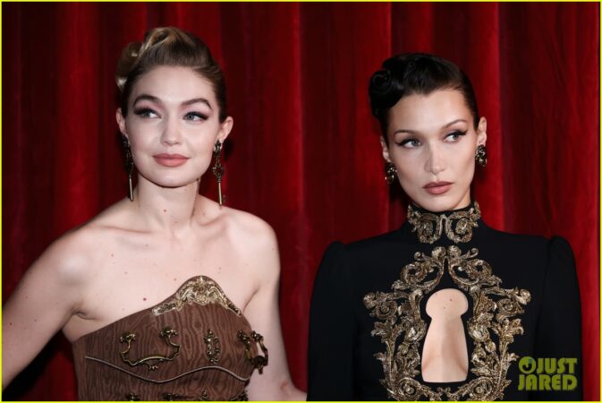 Gigi Hadid Bella Hadid Two Shows In Milan 29