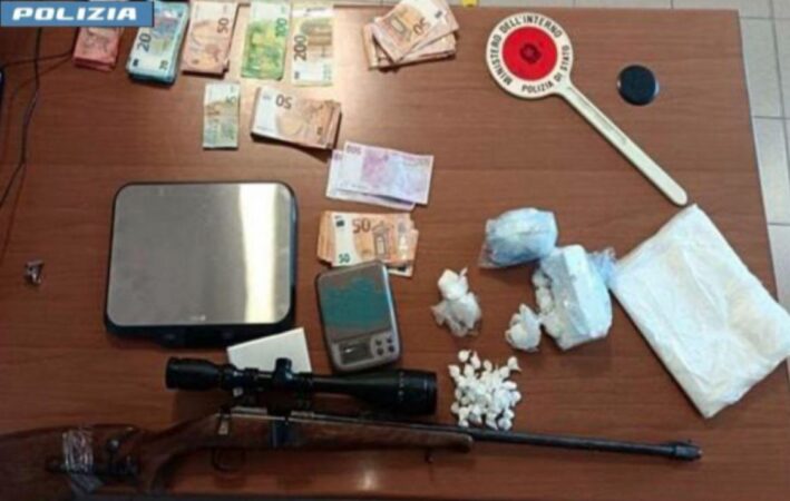 Policia Italiane Droge