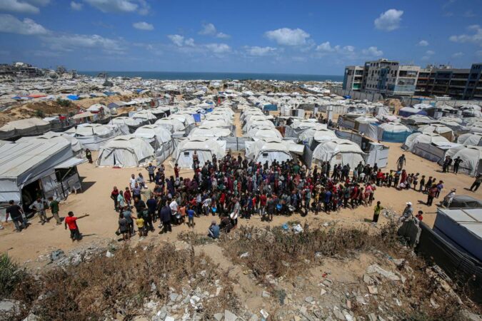 Mideast Gaza City Food Distribution Center