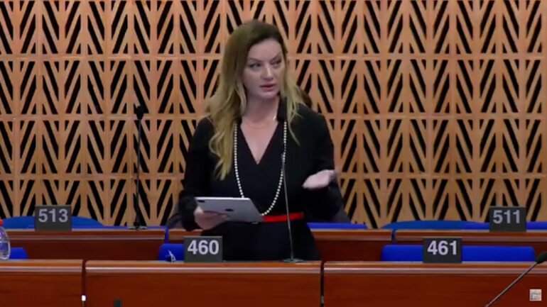 23 06 25 Berisha Konferenca E Hene Kr.00 18 41 16.still002