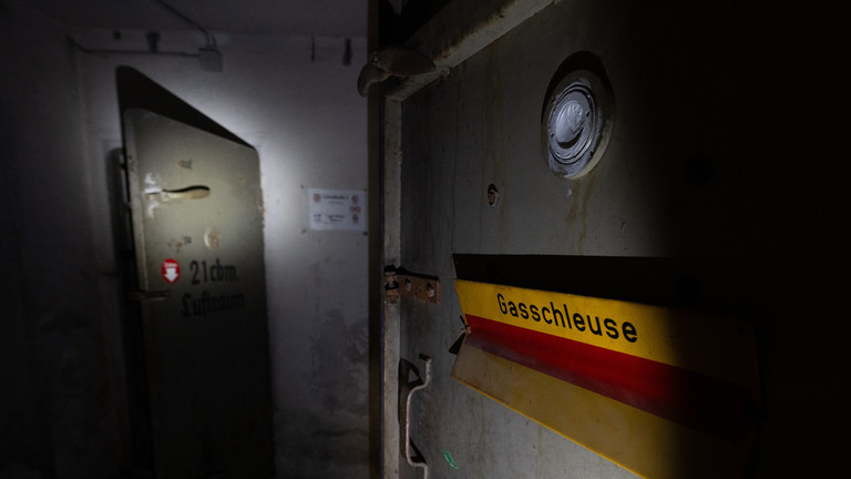 684617fb20302750c20042b4