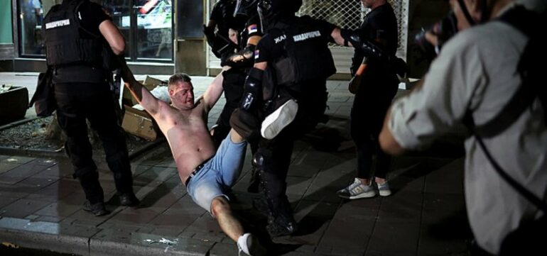 806x378 Serbias Police Clashes With Anti Government Protesters 1751143634482