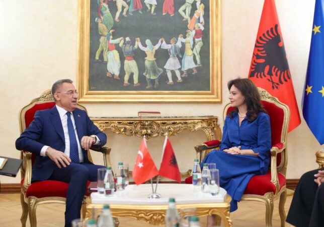 9b277c9d C941 4f14 B54e 7a9ebad02dc0