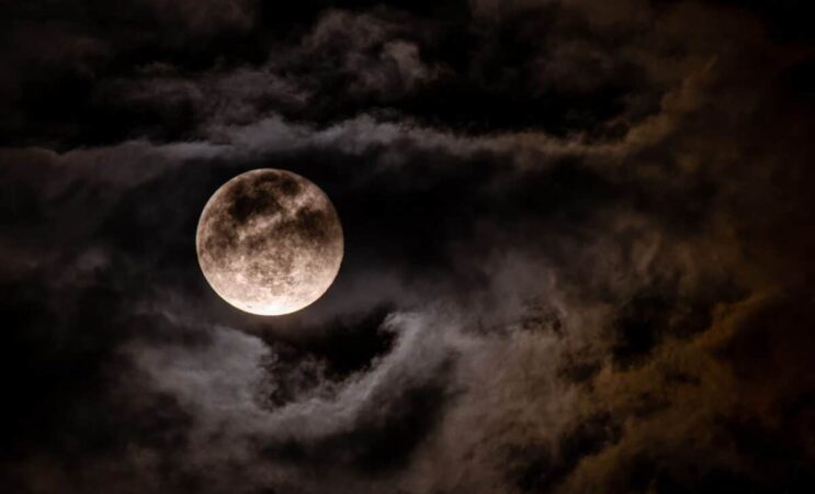 Scientists Stunned By Massive Structure Beneath The Moons Surface 1200x727