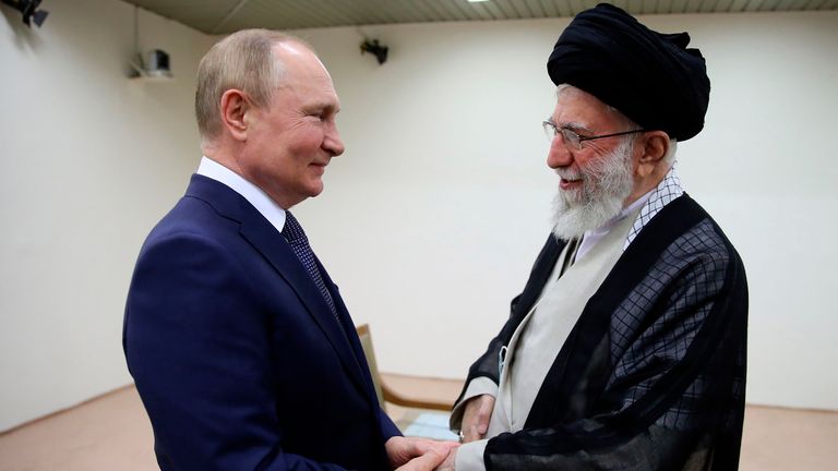 Skynews Khamenei Putin 6946321