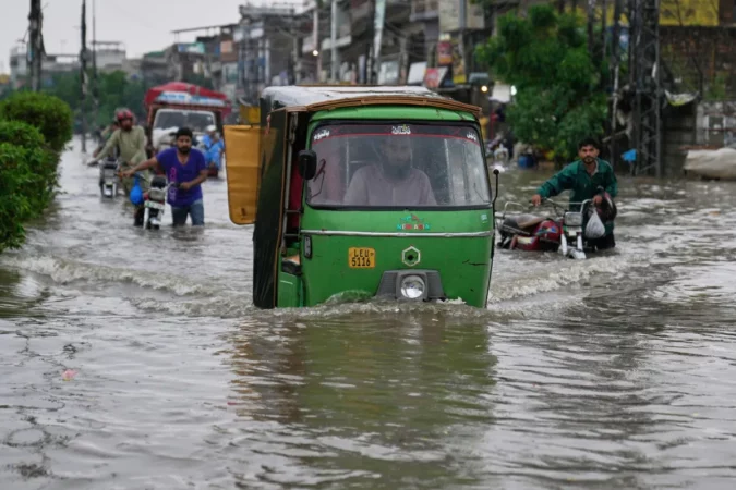 17532517321067491 Pakistan Monsoon Rains 80301