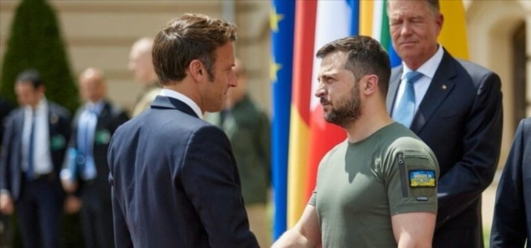 806x378 Zelensky Macron Discuss Kyivs Defense Needs Await Russias Response On Peace Summit 1753641435069