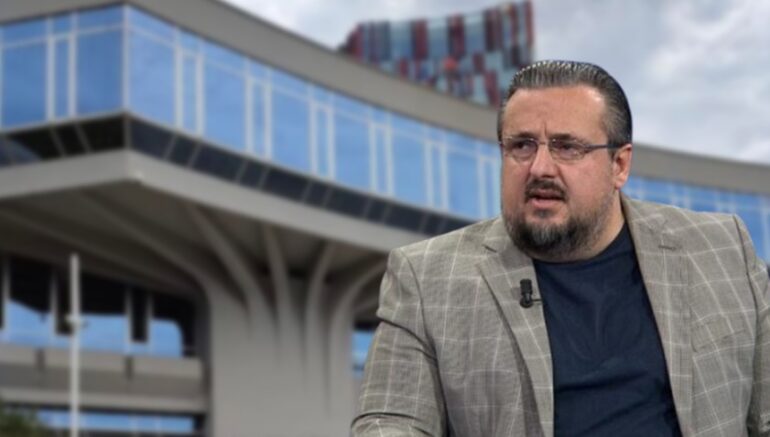 Dorjan Teliti Pallati I Kongreseve