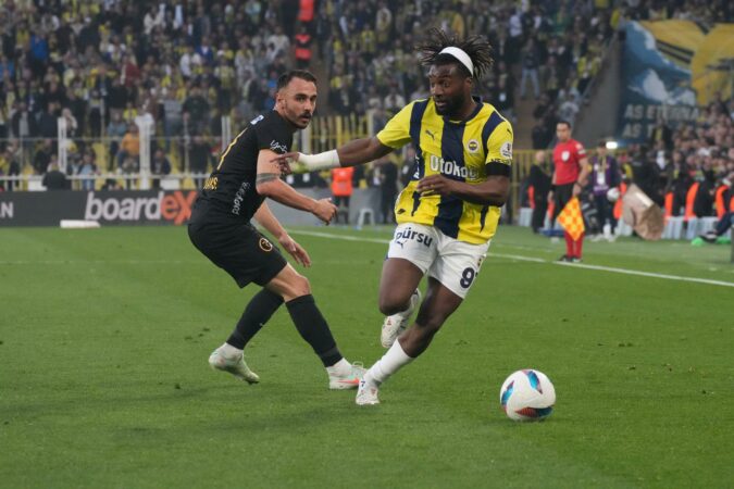 Fenerbahce V Kayserispor Turkish Super League