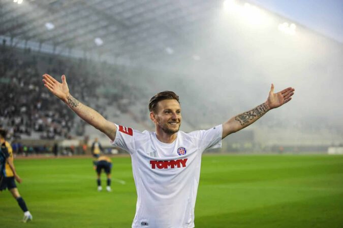 Pxl 180525 132995698