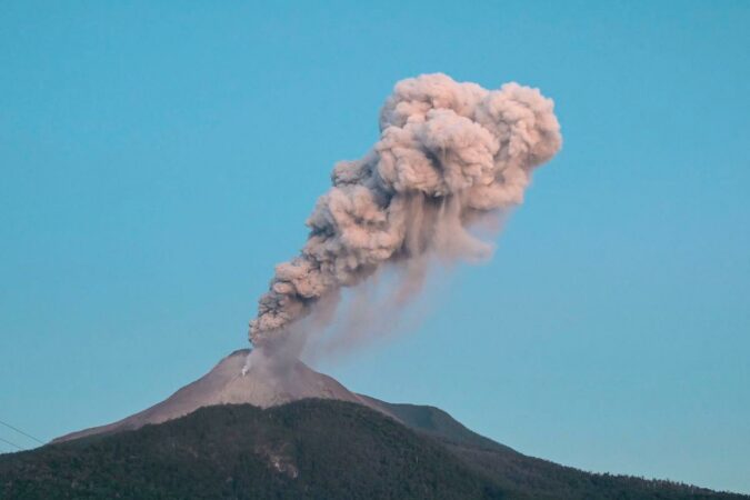Indonesia Volcano 124042 5415640 20250711221125