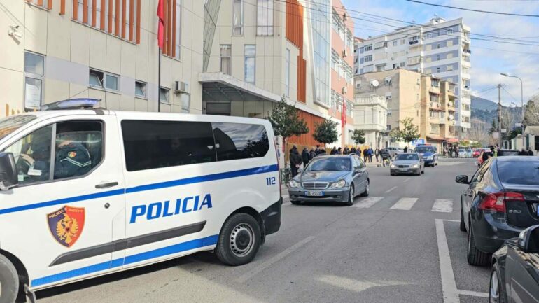Policia Elbasan 1536x864