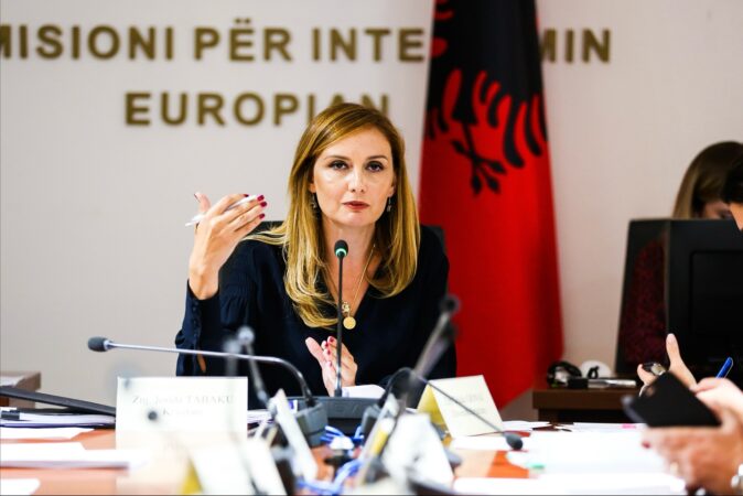 540676186 18054713603407678 4019398163678345670 N