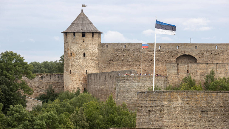 688f77d085f540501804936a