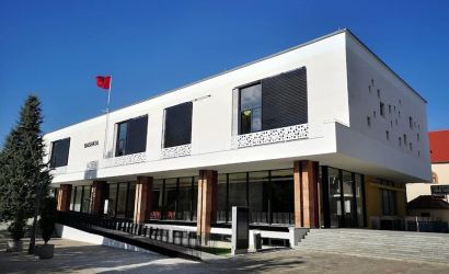 B16681557110 313411953 677045190453476 5403795674641846555 N