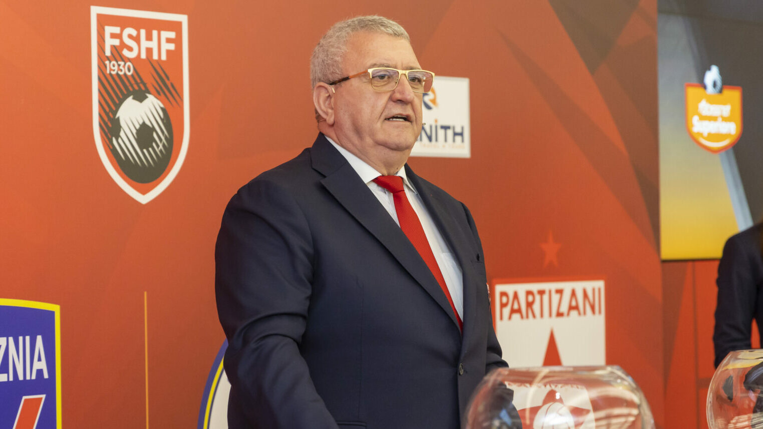 Nisja e “Abissnet Superiore”, mesazhi i presidentit Duka: Suksese të gjitha skuadrave, le të nisë spektakli i futbollit shqiptar!