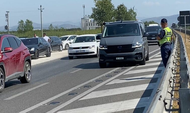 Lushnje Radhe Te Gjata