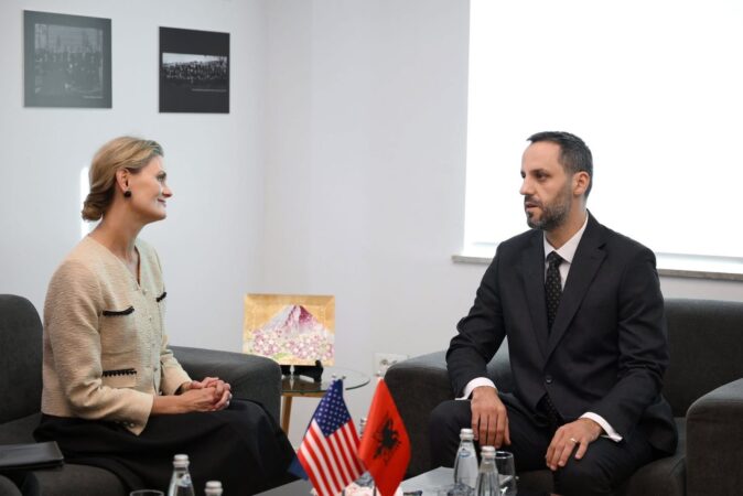 323ee691 7ed1 452e 9d54 251336be1ad4